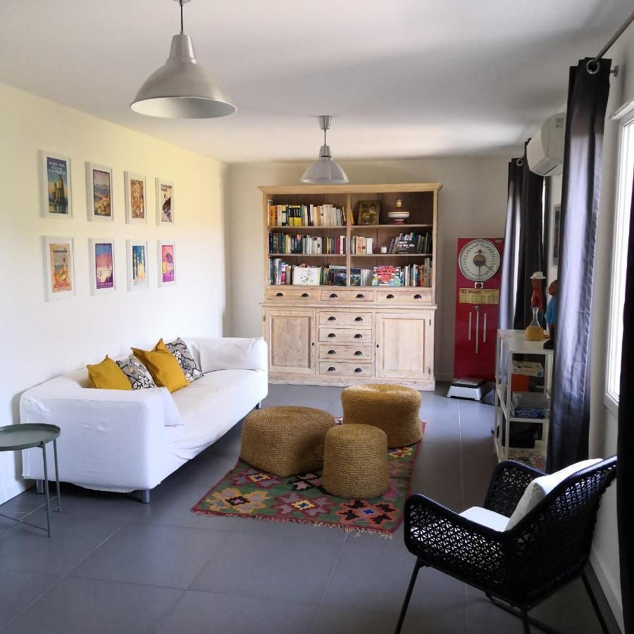 Villa Spacieuse Avec Terrasse Et Vue Mont Ventoux Entrechaux ภายนอก รูปภาพ